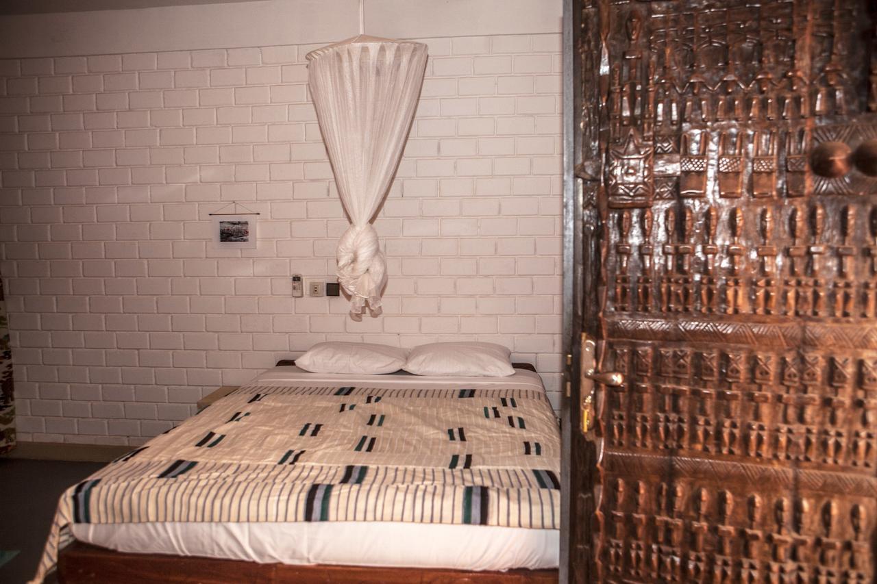 Residence Hotel Lwili Ouagadougou Extérieur photo