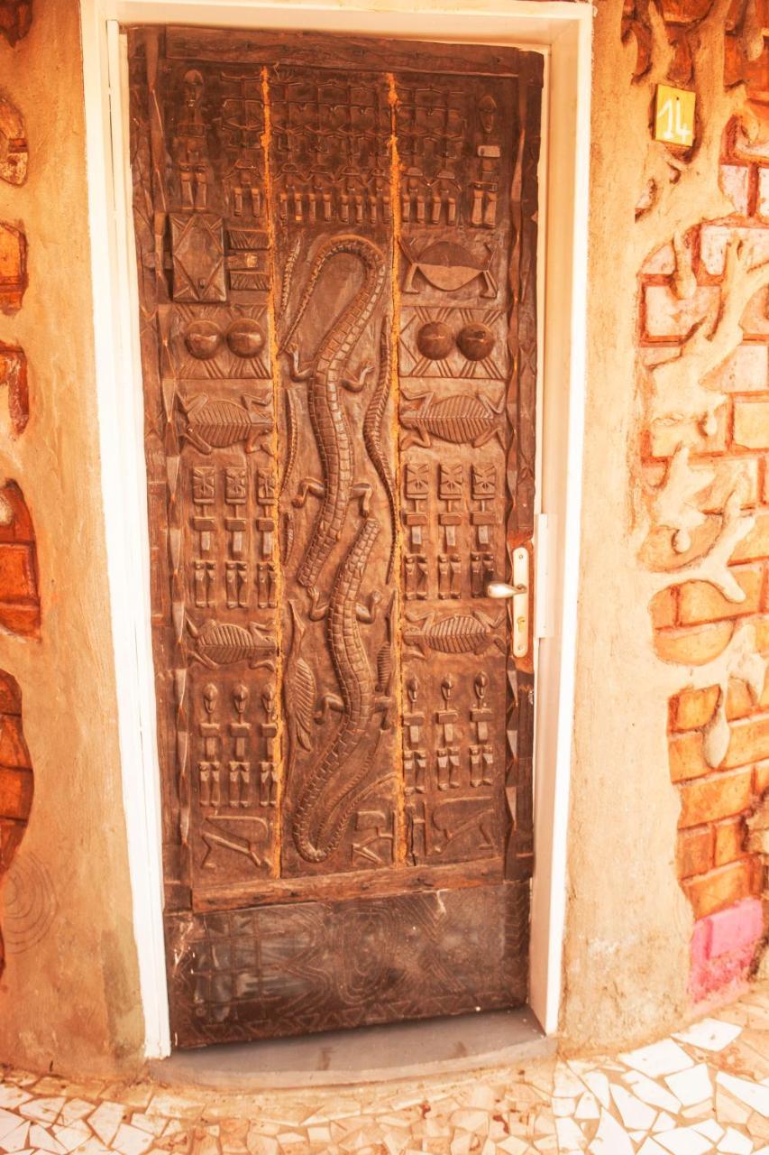 Residence Hotel Lwili Ouagadougou Extérieur photo